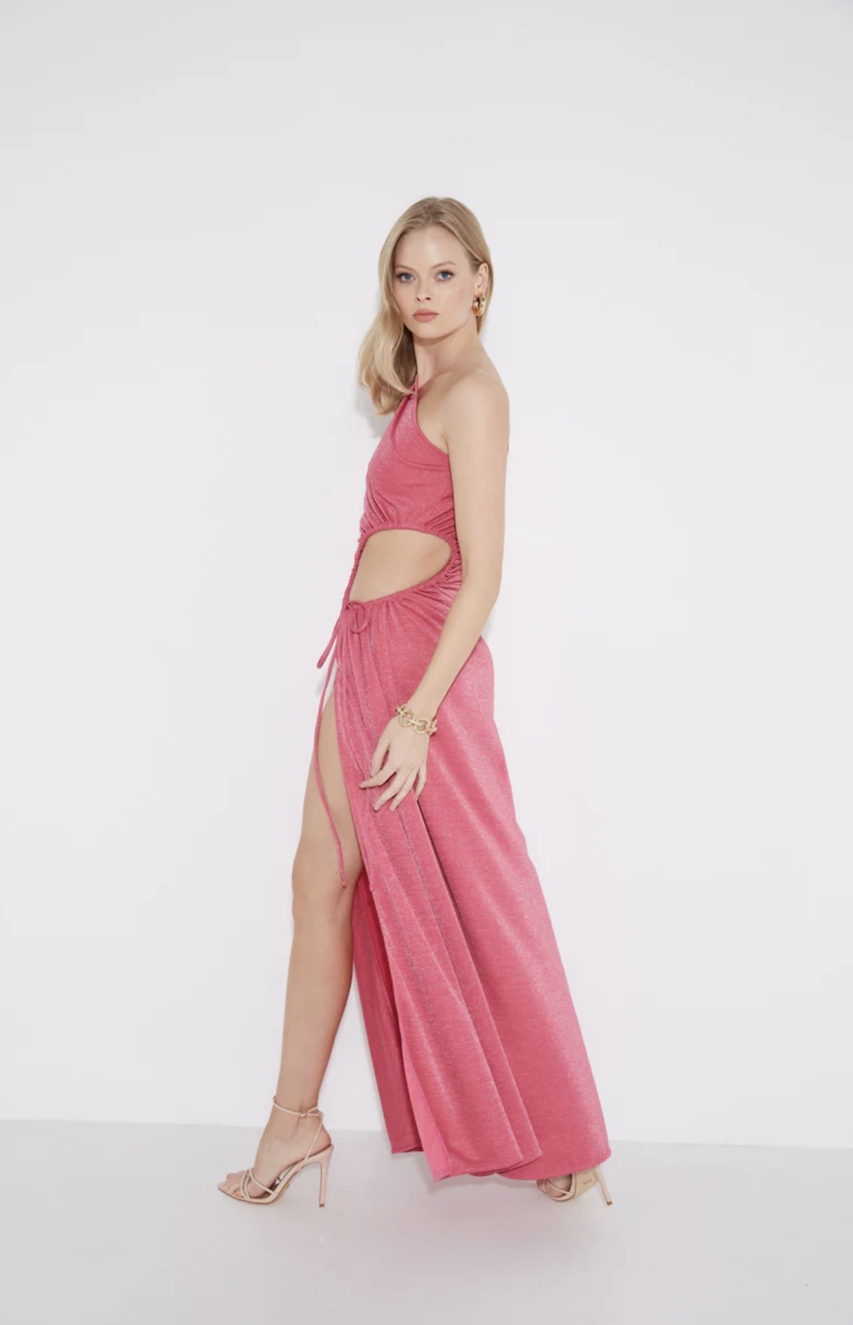 Sonya Moda Nour Maxi Dress in Pink Shimmer – Rent a Dress Sonya Moda Nour Maxi Dress in Pink Shimmer – Rent a Dress