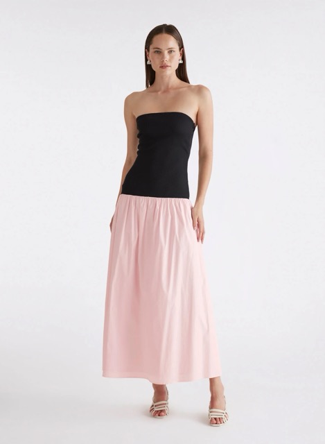 626-ANNAQUAN 38 19 SP AMYRADRESS SOFTPINK EBONY 2216 RETOUCH 1445x Medium